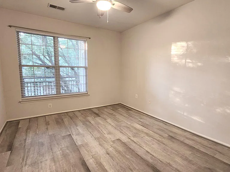 3009 Nicosh Cir #4303 — Photo 8