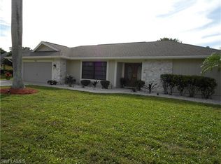 2484 Kings Lake Blvd, Naples, FL 34112