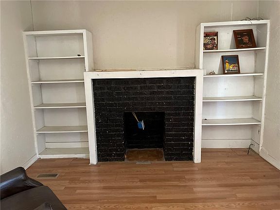 4th image of 2118 N 29th St