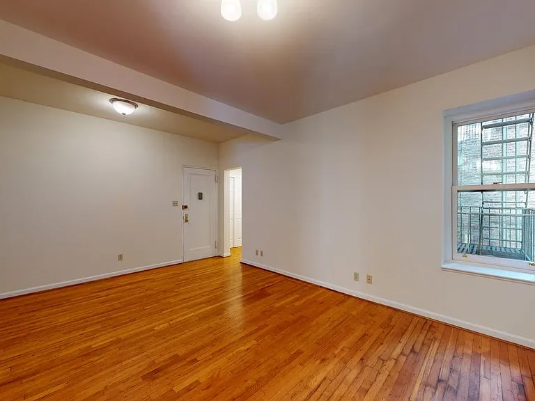 227 Riverside Dr #4A — Photo 6