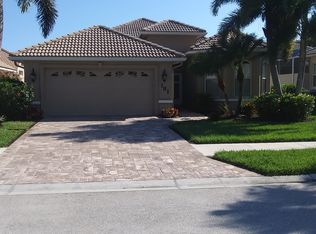 181 Valencia Lakes Dr, Venice, FL 34292