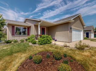 5747 Kingsbury St NW, Rochester, MN 55901