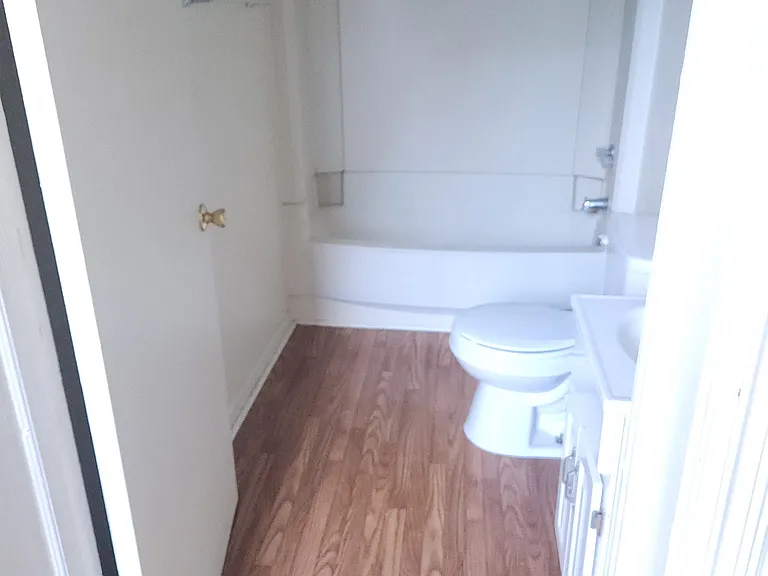1021 E Main St #27 — Photo 5
