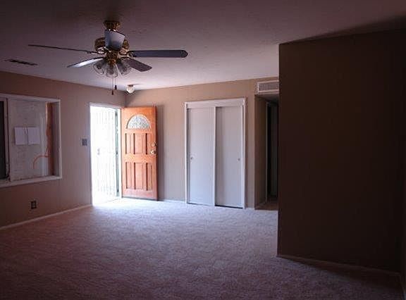 4th image of 5030 E Hammond Ave