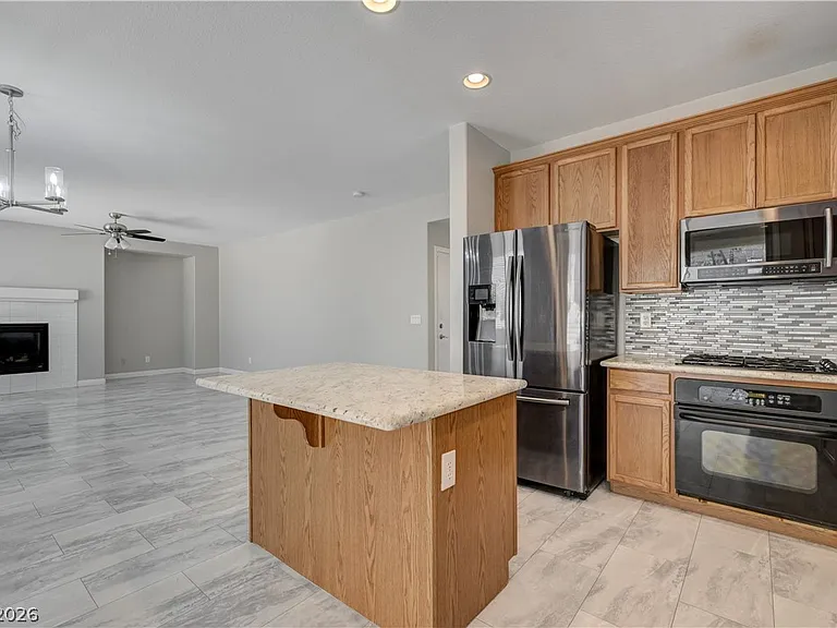 11840 Arenoso Dr — Photo 20