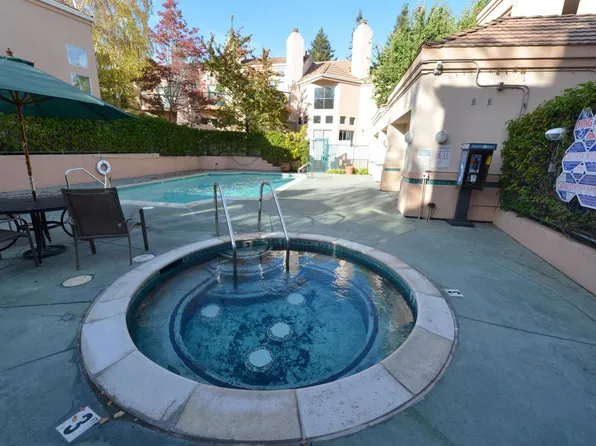 988 Alpine Ter Unit 5, Sunnyvale, CA 94086