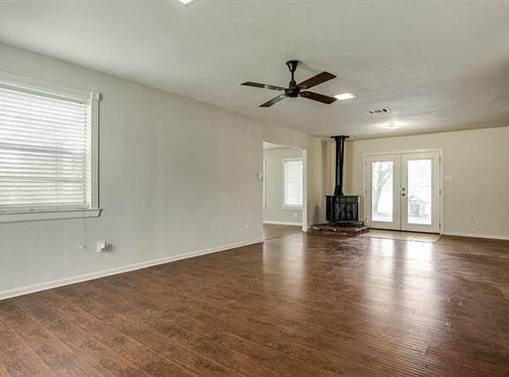 3rd image of 10501 Shannon Valley Dr
