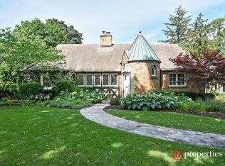 600 S Summit St, Barrington, IL 60010