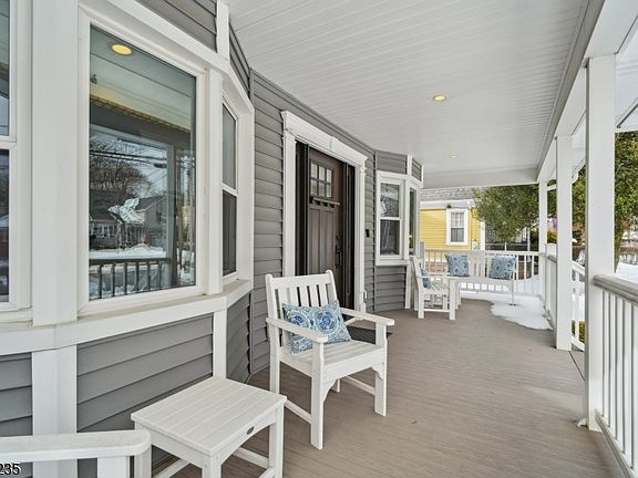 2nd image of 10 Otsego Rd