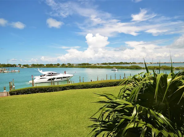 6011 Marina Villa Dr, Duck Key, FL 33050