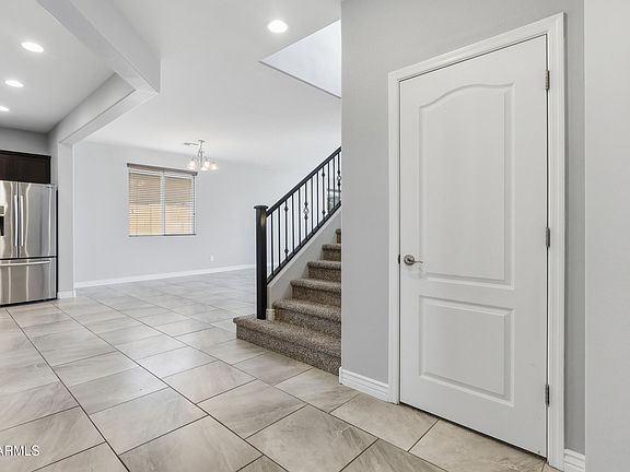 4th image of 10319 W ROSEWOOD Lane