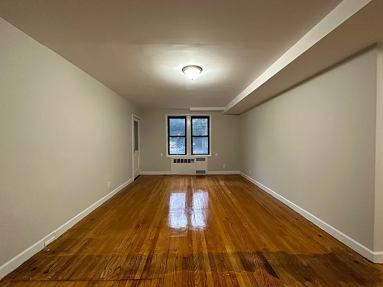 42-45 Judge St #2G — Photo 1