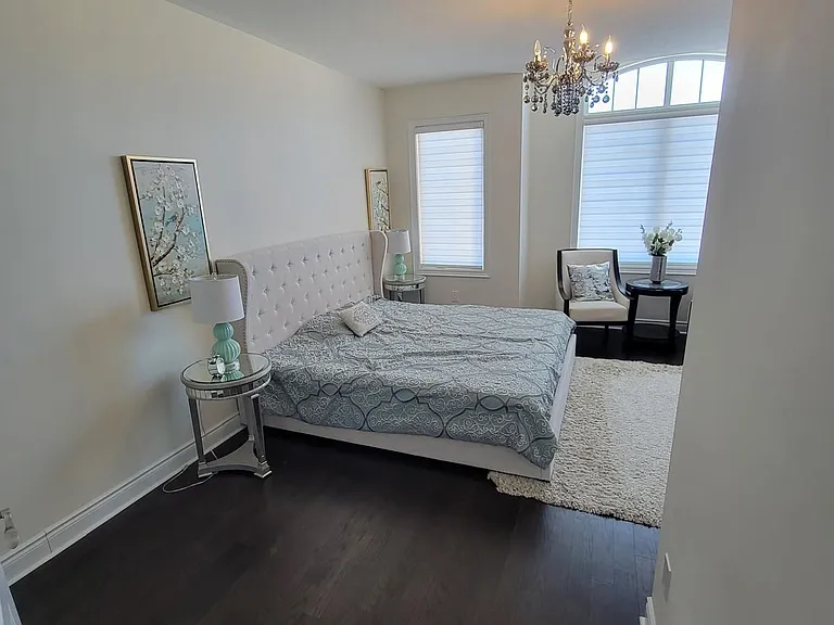 46 Black Diamond Cres — Photo 11