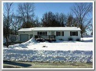 401 McKinley Ct, Amherst, WI 54406
