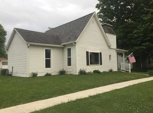 404 E 3rd St, Fowler, IN 47944