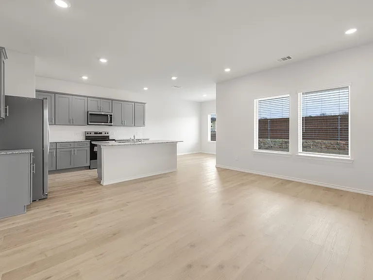 1574 Brooke Dr — Photo 13