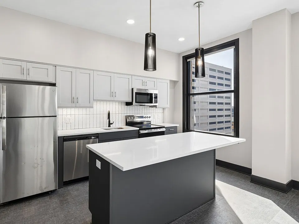 The Carrara on Farnam