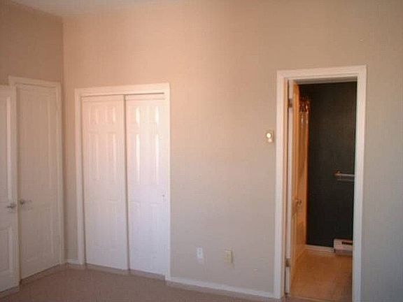 5th image of 443 N 8th St APT 6