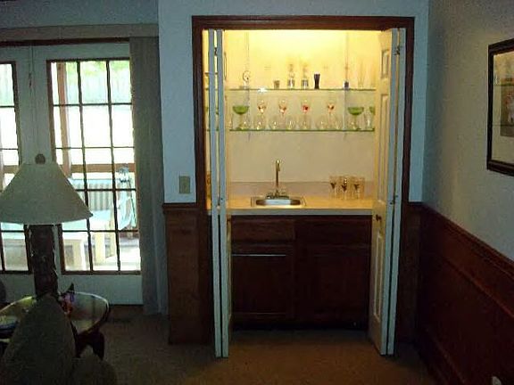 Wet bar in family room