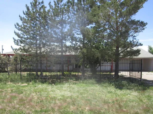212 Tingley Ave E, Moriarty, NM 87035