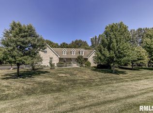 11169 N Old Route 66, Williamsville, IL 62693