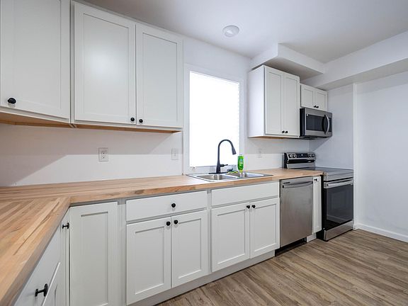 4th image of 1498 E 118th St #1