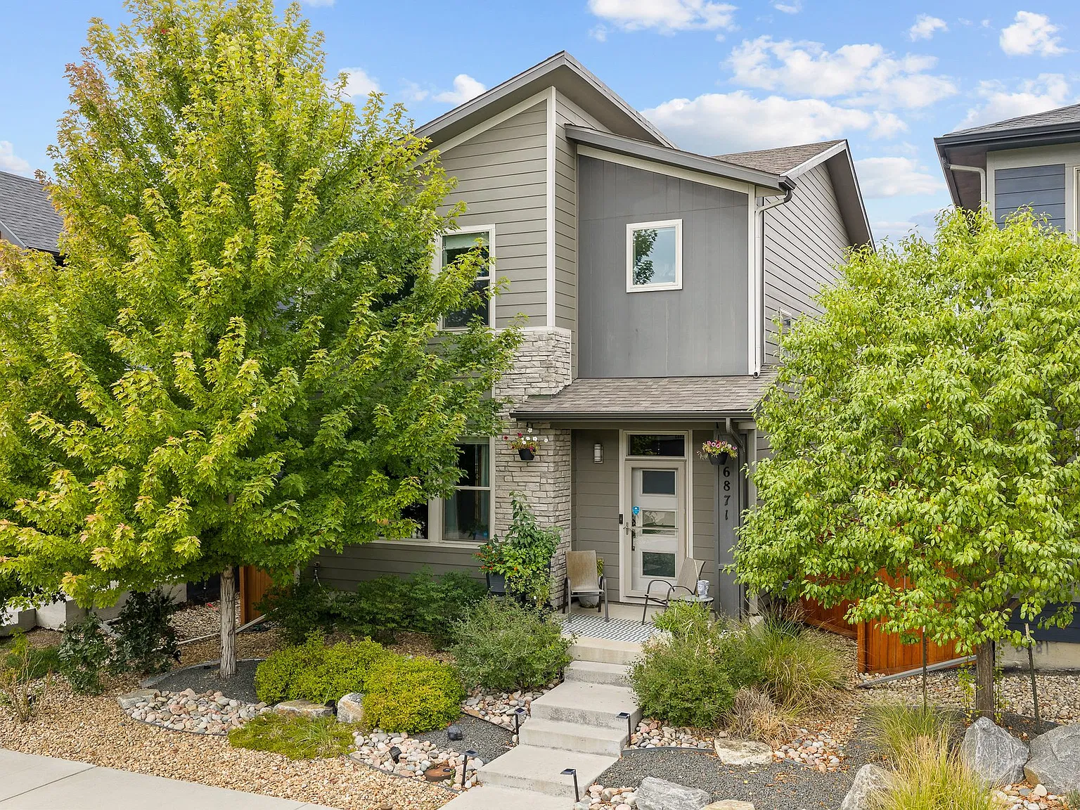 3 bed, 2172 sqft, $3,800 — Photo 3