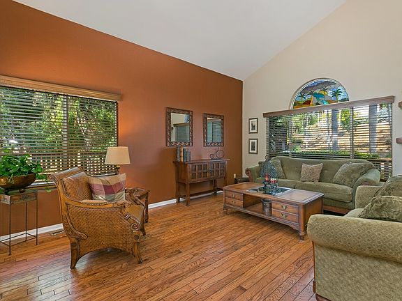 4th image of 9103 Mollywoods Ave