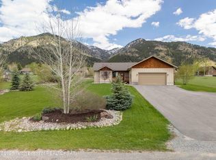 101 Alta Dr, Star Valley Ranch, WY 83127