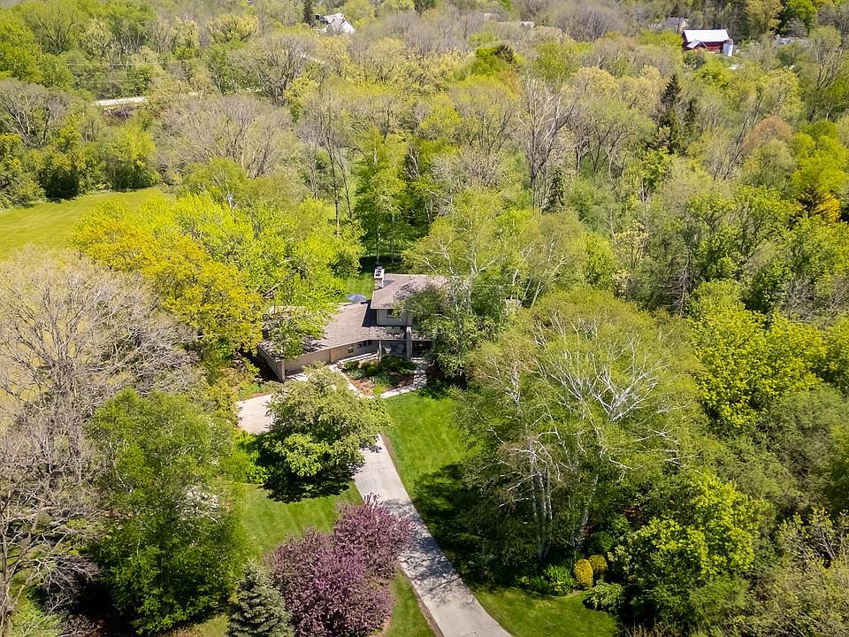 1st image of 9740 N Riverside ROAD