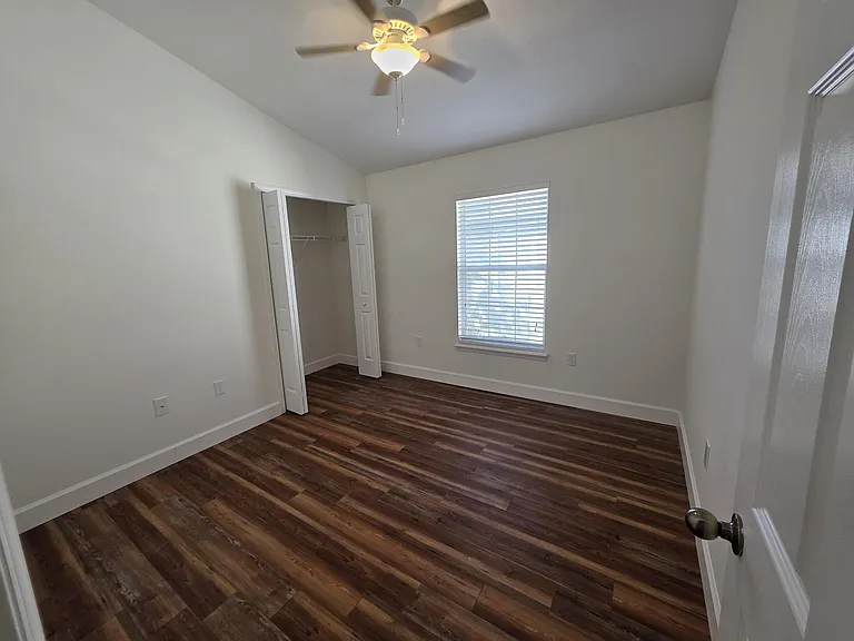 6738 Breezy Palm Dr — Photo 11