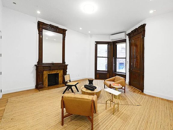 5th image of 53 E 64th St APT 1