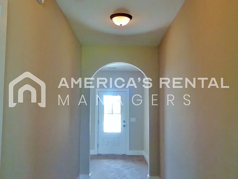 11509 Andrew Way — Photo 9