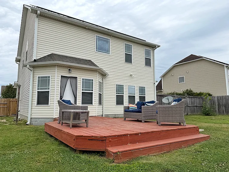 124 Landover Dr — Photo 45