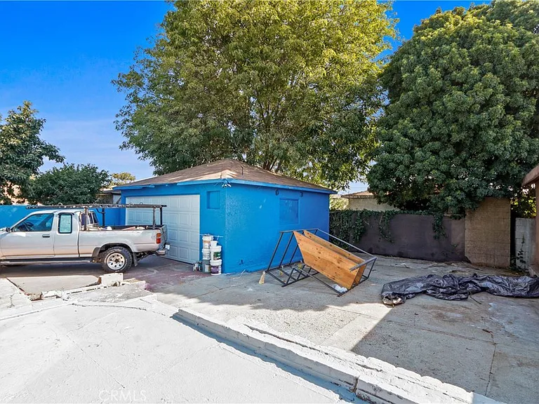 11006 S Truro Ave — Photo 19