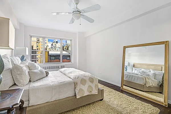 Sold by Compass | media 5