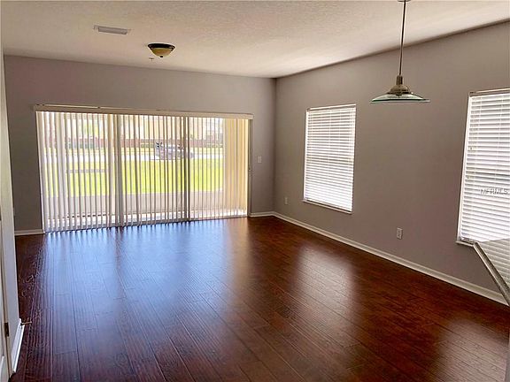 3rd image of 13955 Daniels Landing Cir
