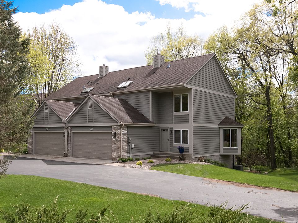 1st image of 118 Wildwood Bay Drive