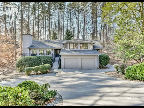 8 Lash Up Ln, Salem, SC 29676