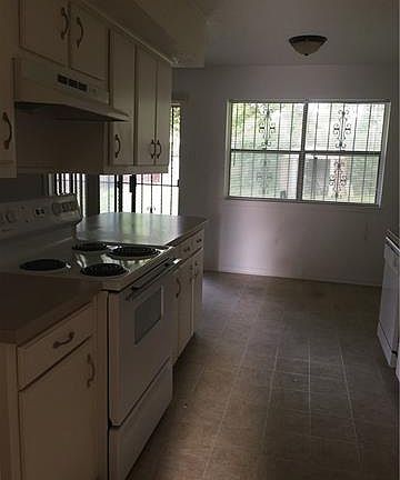 2nd image of 256 Prairie Vista Dr