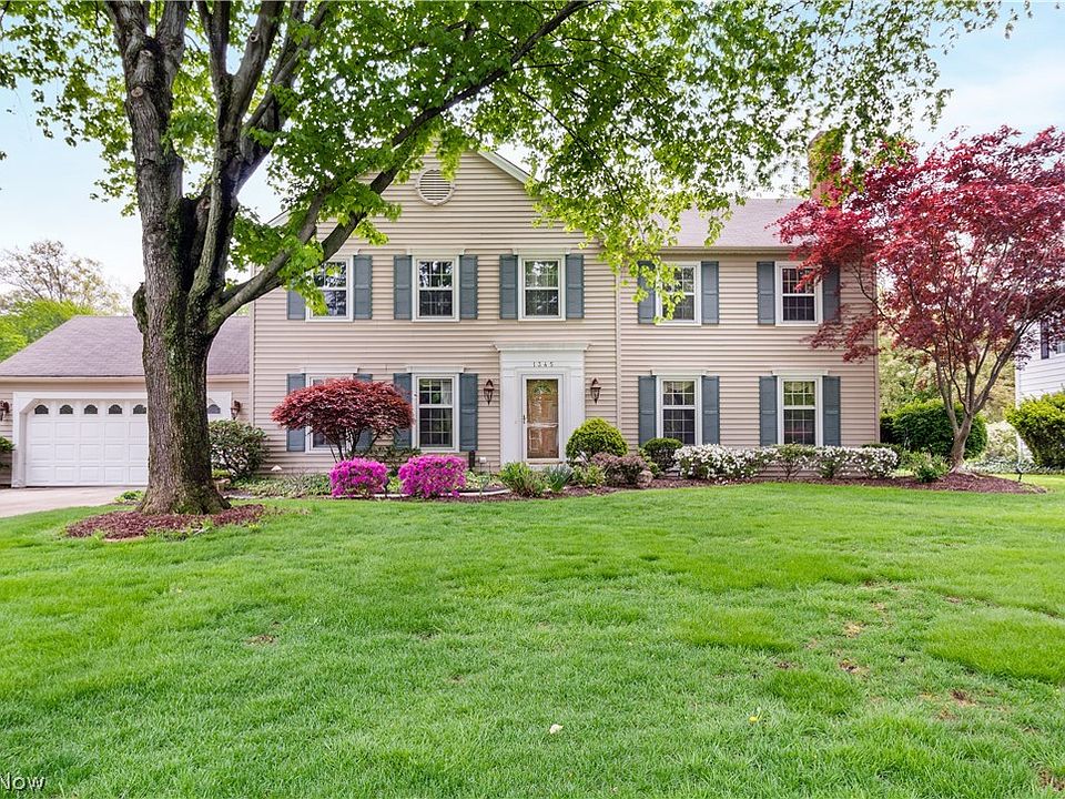 1345 Prince Charles Ave, Westlake, OH 44145 Zillow