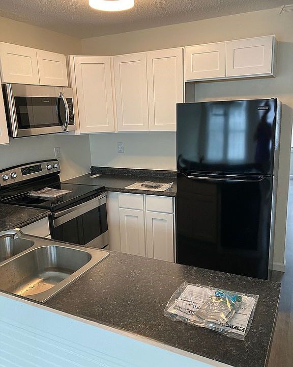 1st image of 338 Haven Dr