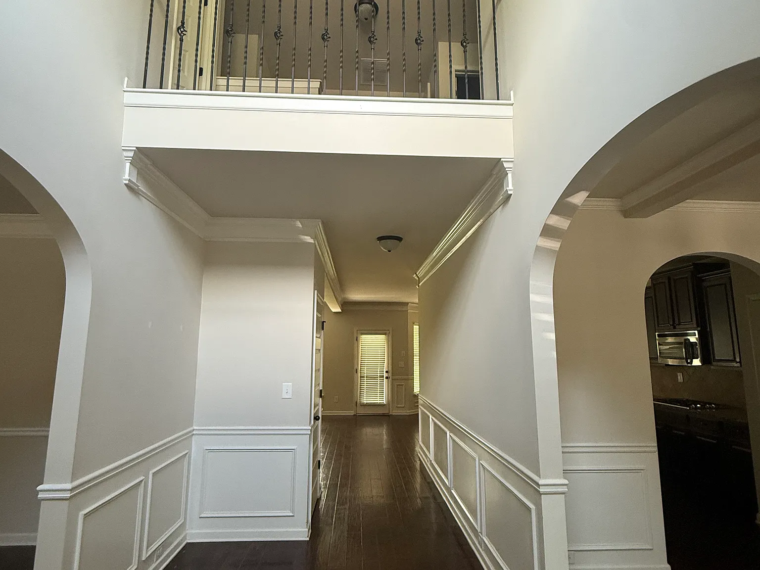 5 bed, 3000 sqft, $2,950 — Photo 3