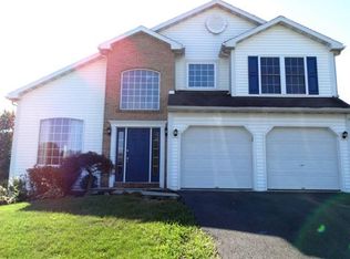 1788 Laura Ln, Pottstown, PA 19464