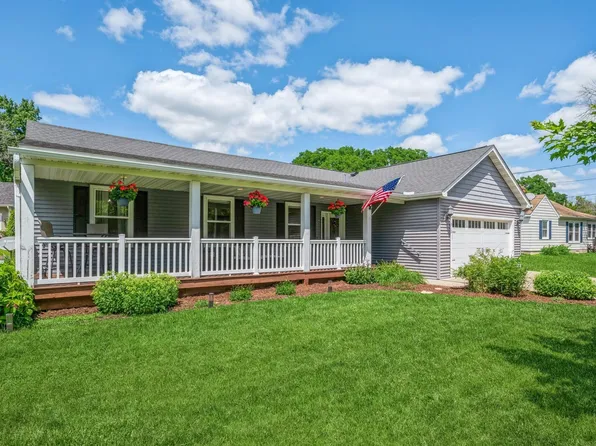 11912 Sunset Trl N, Plymouth, MN 55441