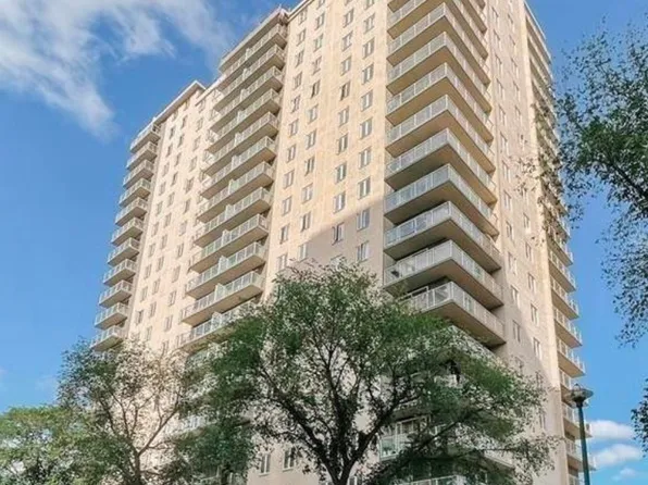 320 5th Avenue N #201, Saskatoon, SK S7K 2D5
