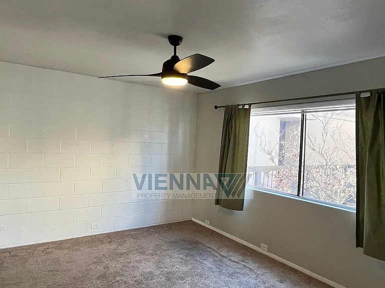 888 Woodside Ln E #12 — Photo 9