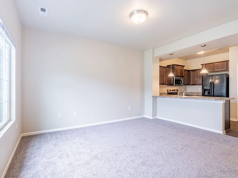 6909 Daniel Defoe Dr — Photo 46