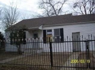 204 S Monroe St, Kaufman, TX 75142
