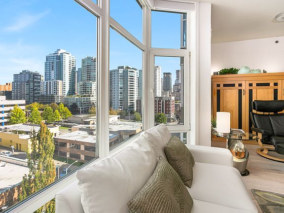 2nd image of 2801 1st Ave APT 905